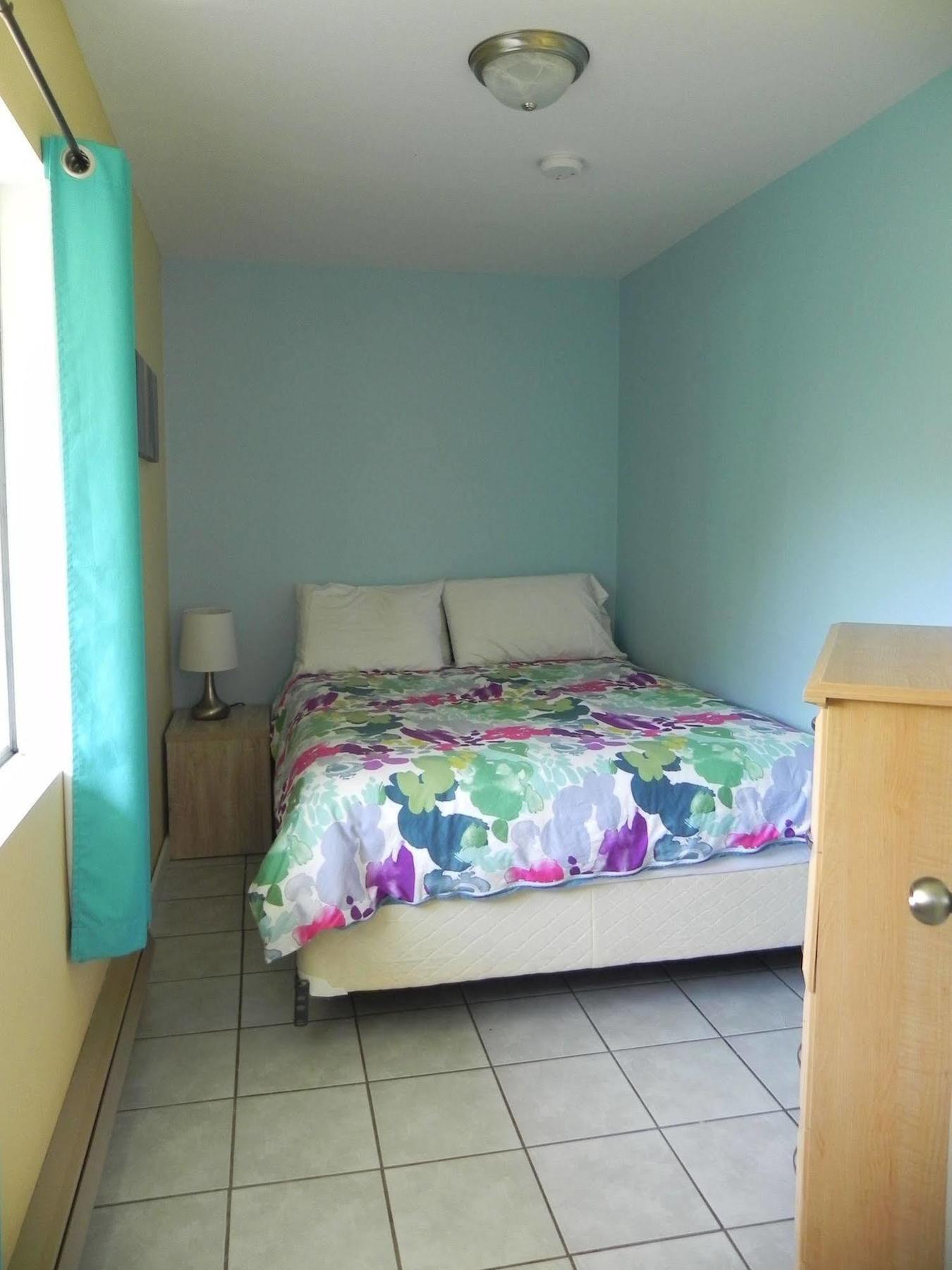 Naramata Courtyard Suites Exterior foto